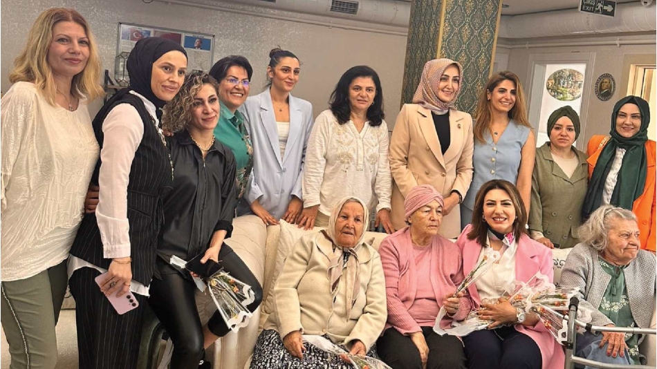 Anneler Günü’nü Hayat Huzurevi’ndeki kıymetli annelerimizle birlikte geçirdik. 